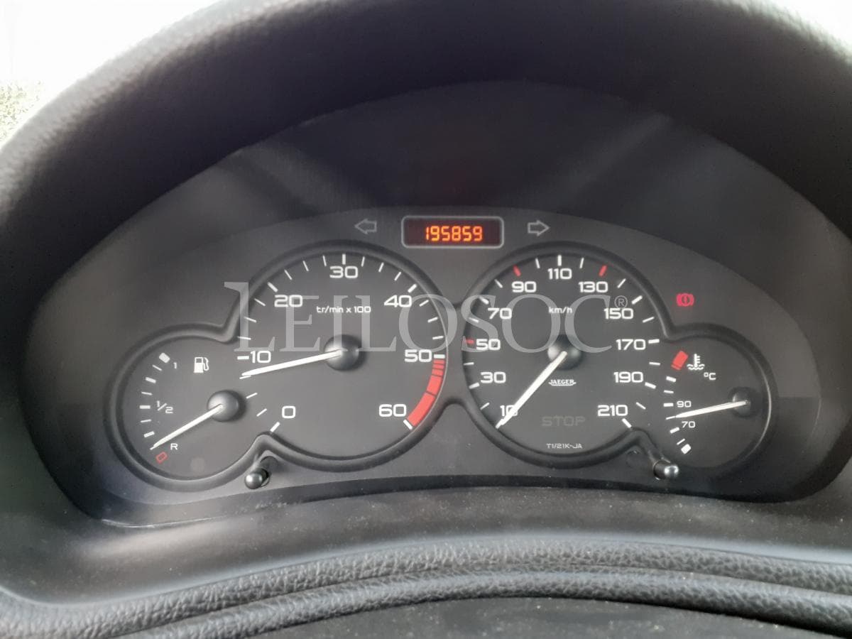 Peugeot 206 1.4 HDI · Ano 2005 — imagen 12
