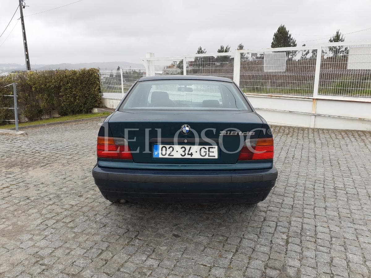 BMW 318 TDS · Ano 1996 — imagem 5