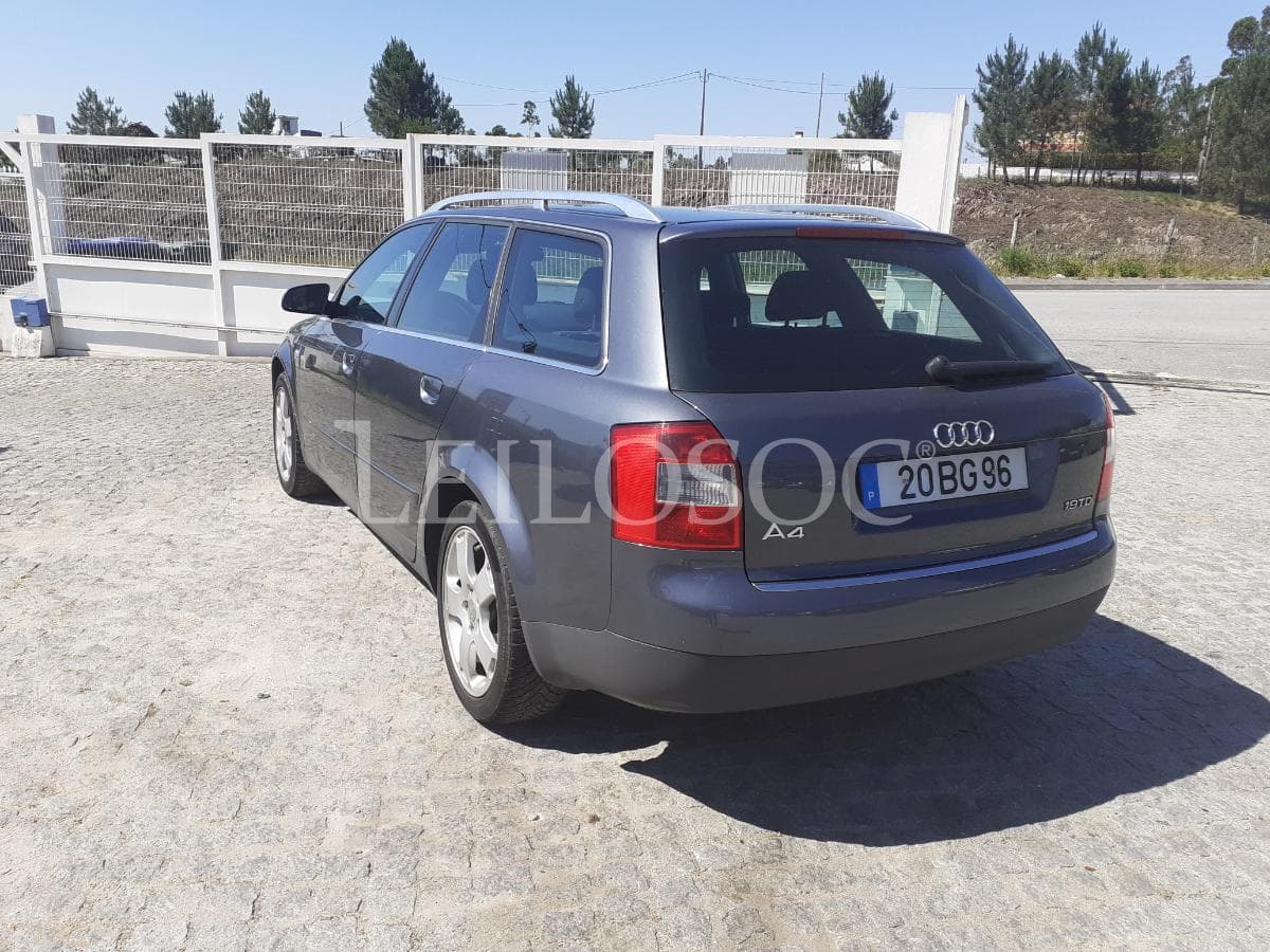 Audi A4 1.9 TDI · Ano 2002 — image 6
