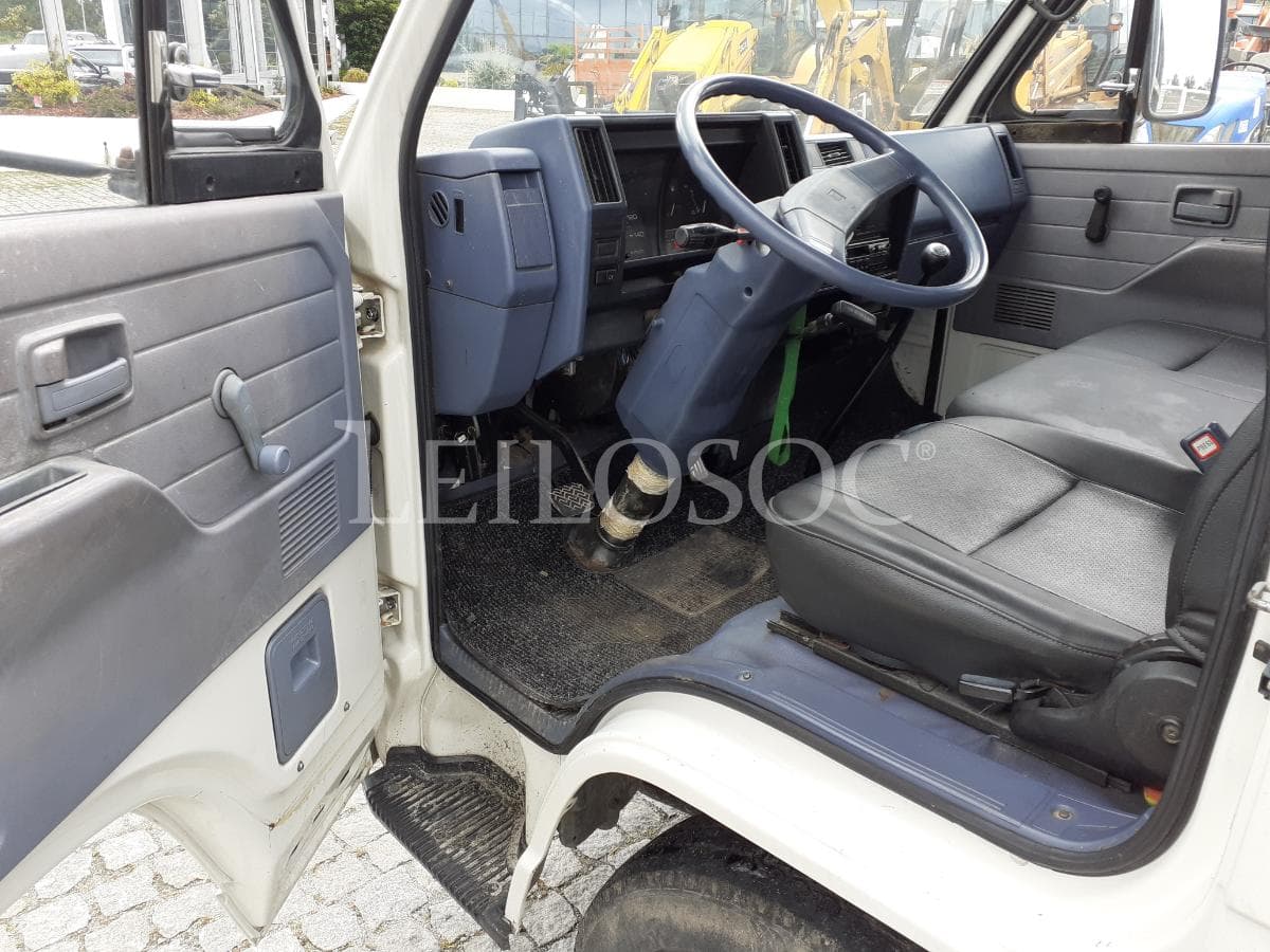 Isuzu NKR 2.8 · Ano 1994 — imagen 8