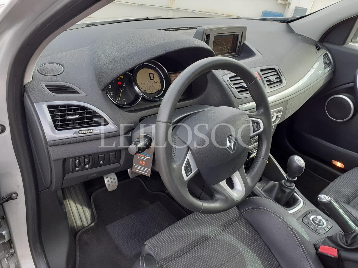 Renault Mégane GT Line 250 · Ano 2011 — imagem 10