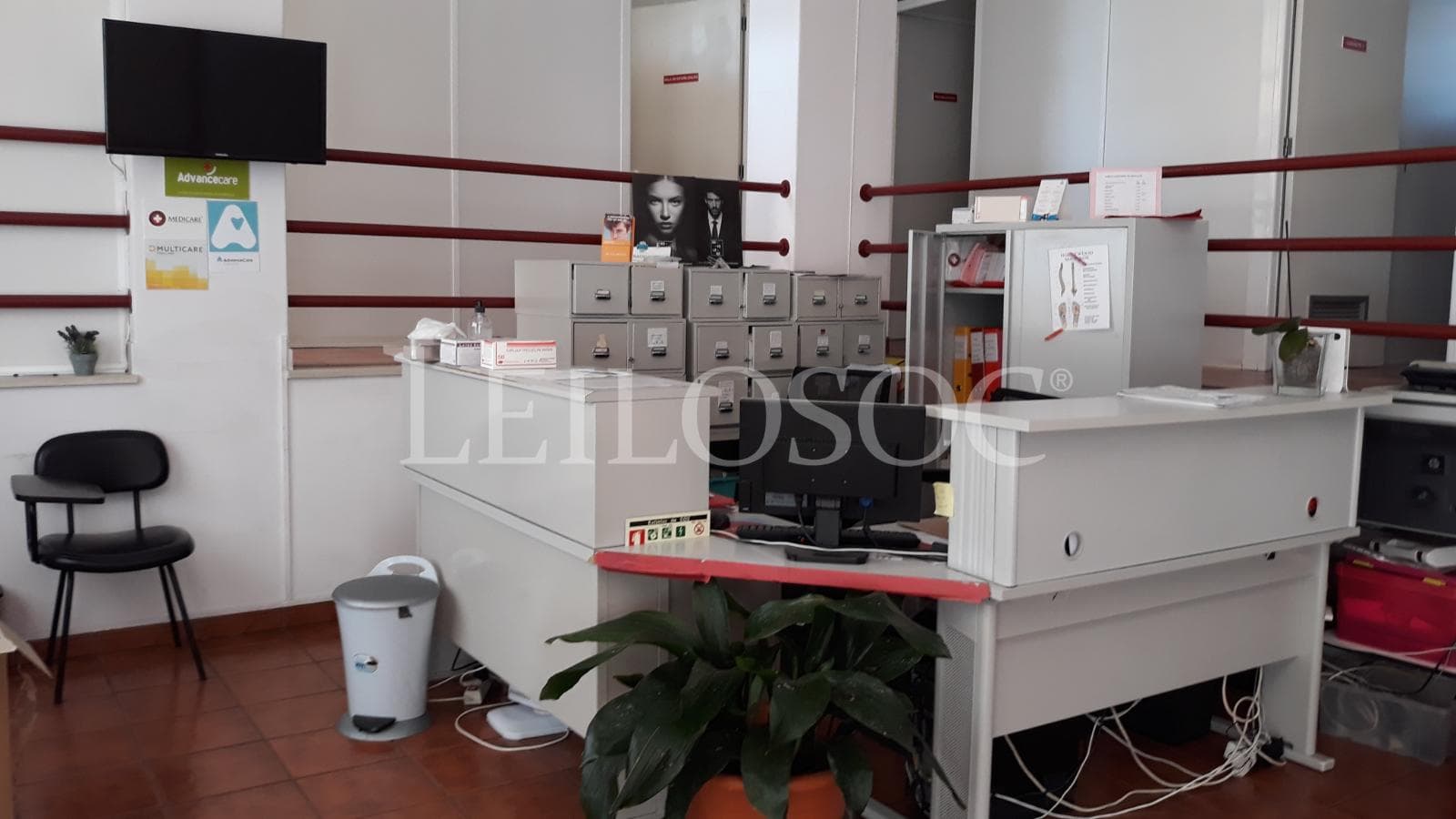 Equipamento Medicina Dentária + Mobiliário Clínico — imagen 4