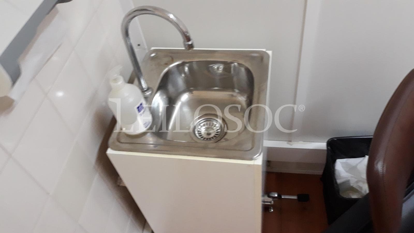 Equipamento Medicina Dentária + Mobiliário Clínico — imagen 30