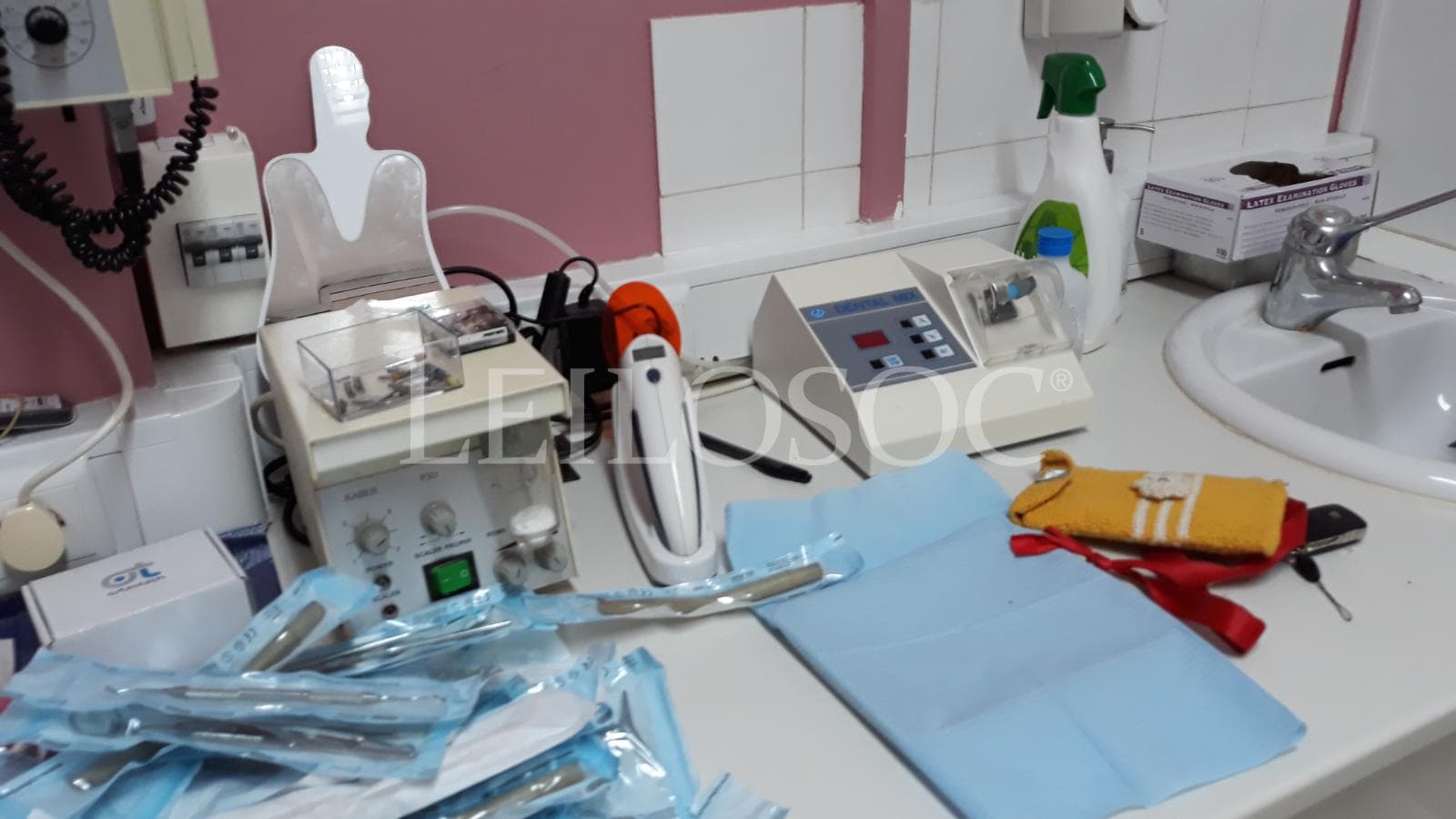 Equipamento Medicina Dentária + Mobiliário Clínico — imagen 35