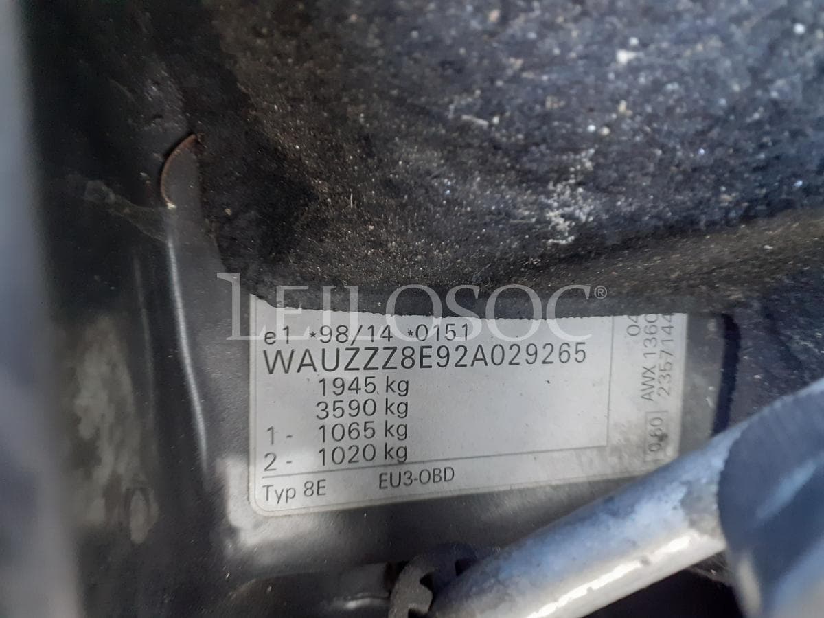 Audi A4 1.9 TDI · Ano 2001 — image 21
