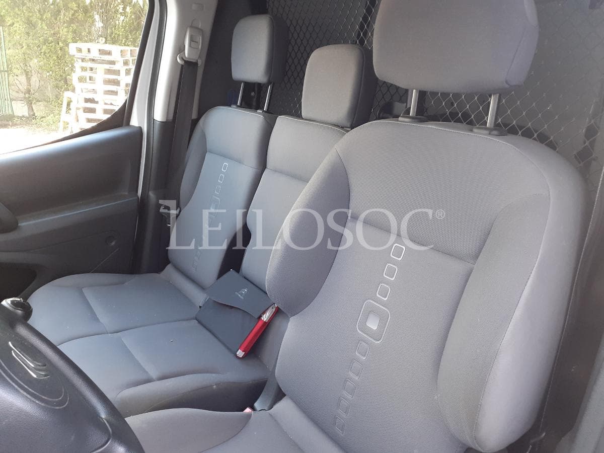 Citroën Berlingo 1.6 HDI · Ano 2016 — imagen 18