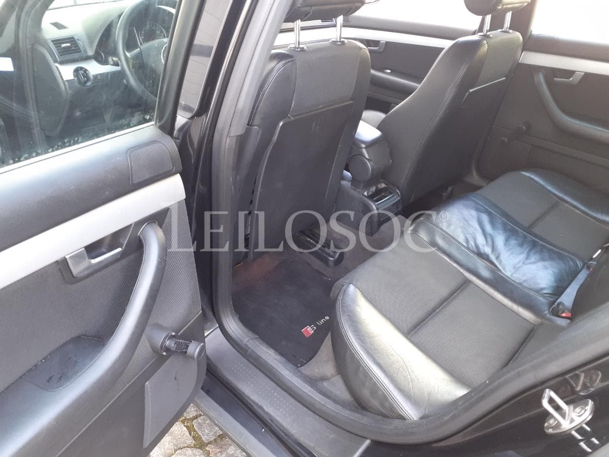 Audi A4 1.9 TDI · Ano 2003 — imagem 11