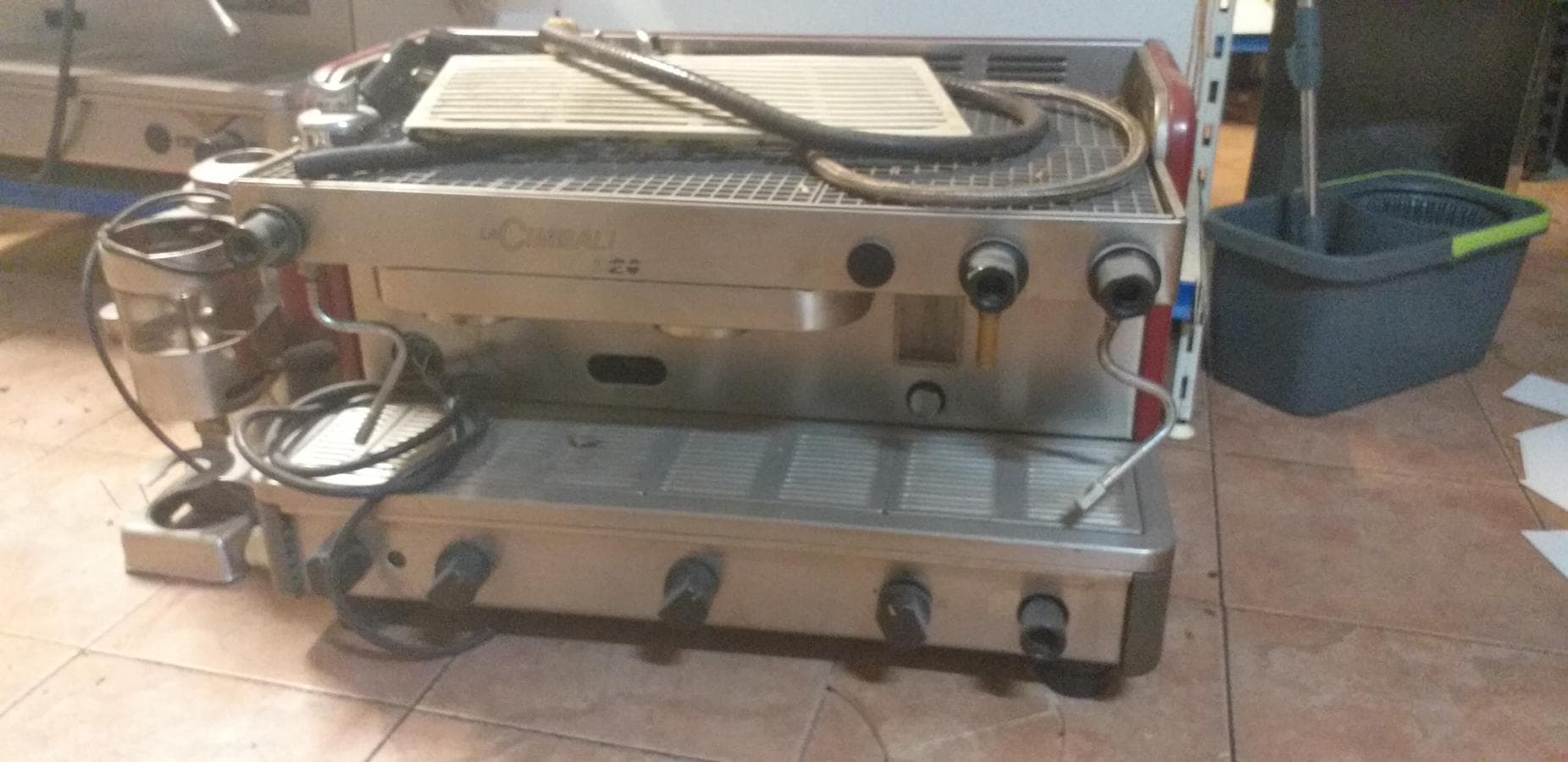 Equipamento de Restauração e Escritório — imagen 36