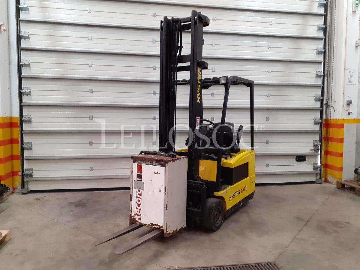 Empilhador Hyster · Elétrico · J160XM — image 3