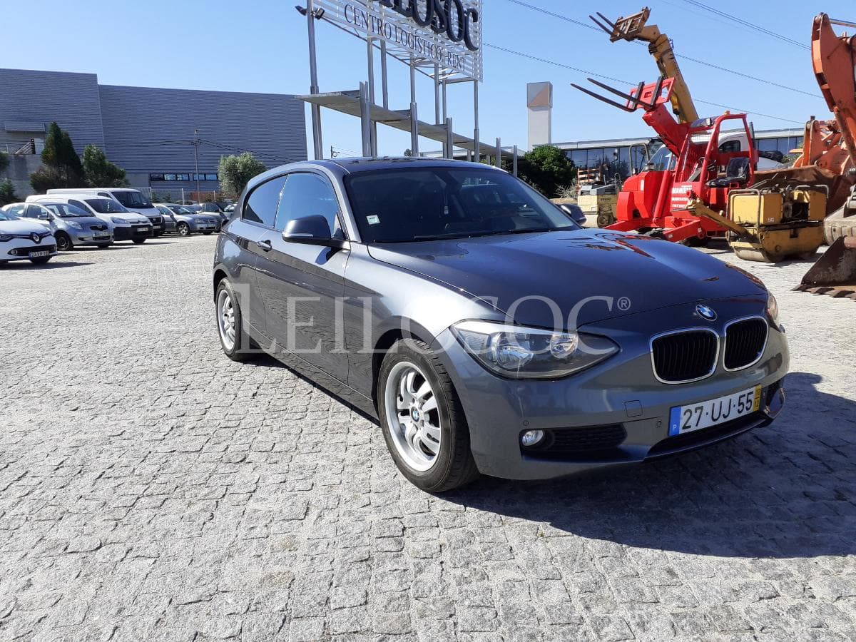 BMW 116 D · Ano 2012 — imagen 1