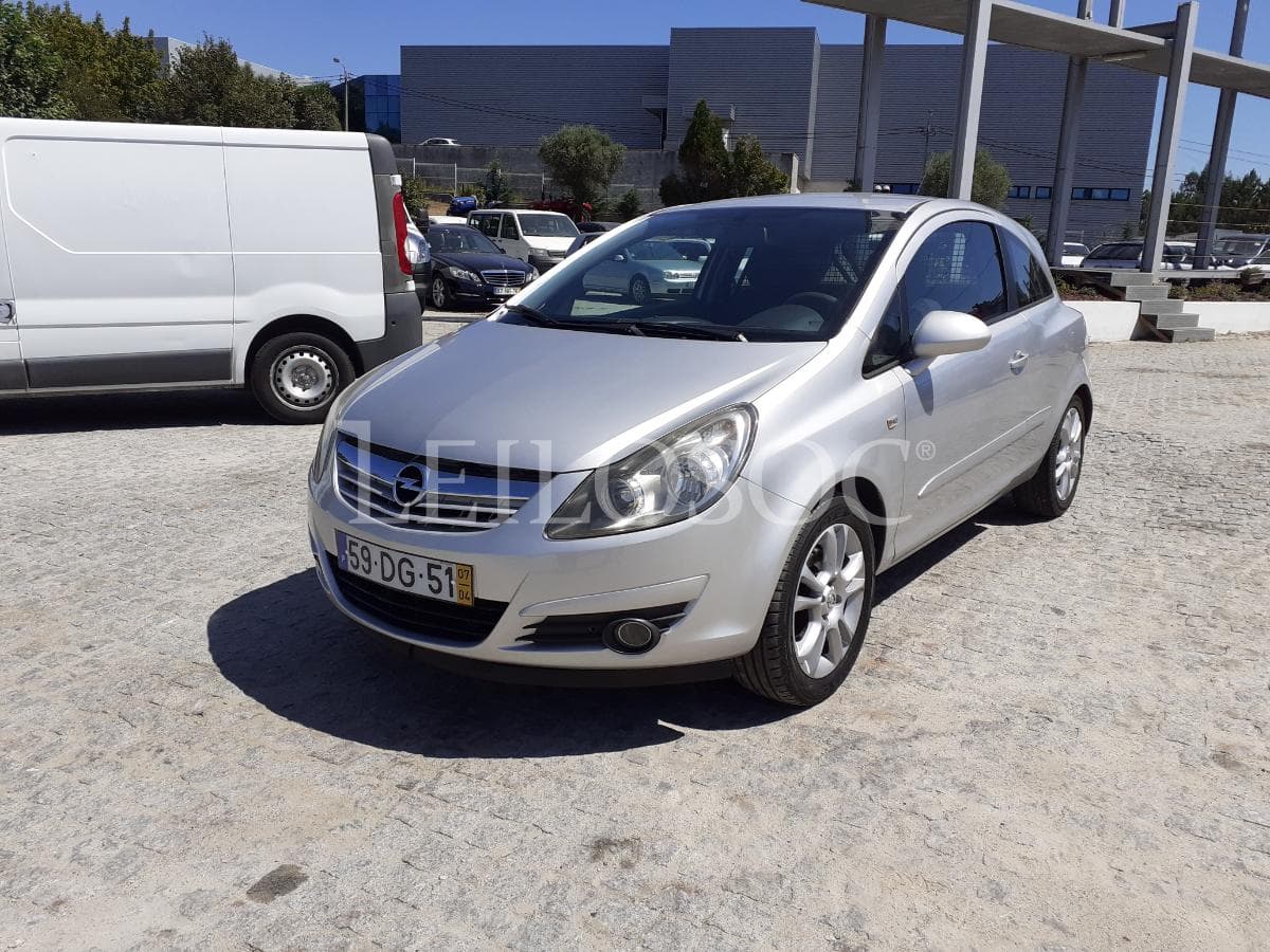 Opel Corsa Van 1.3 CDTI · Ano 2007 — imagem 3