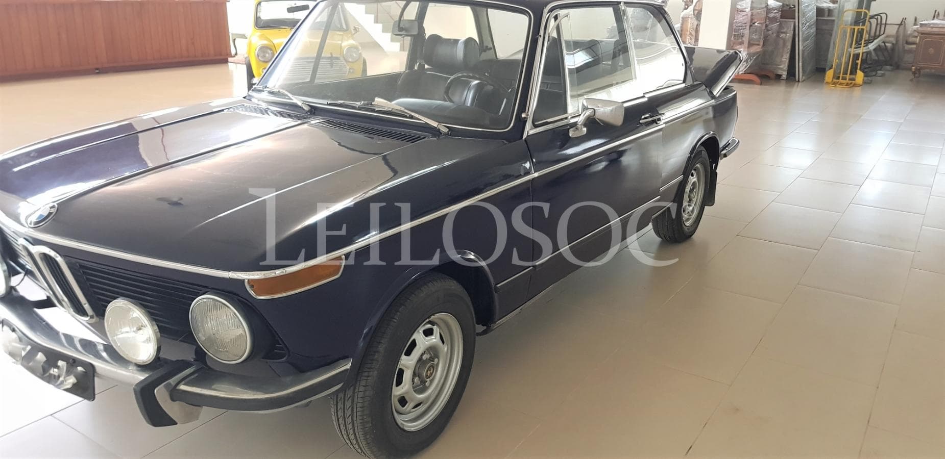 BMW 2002 — image 3