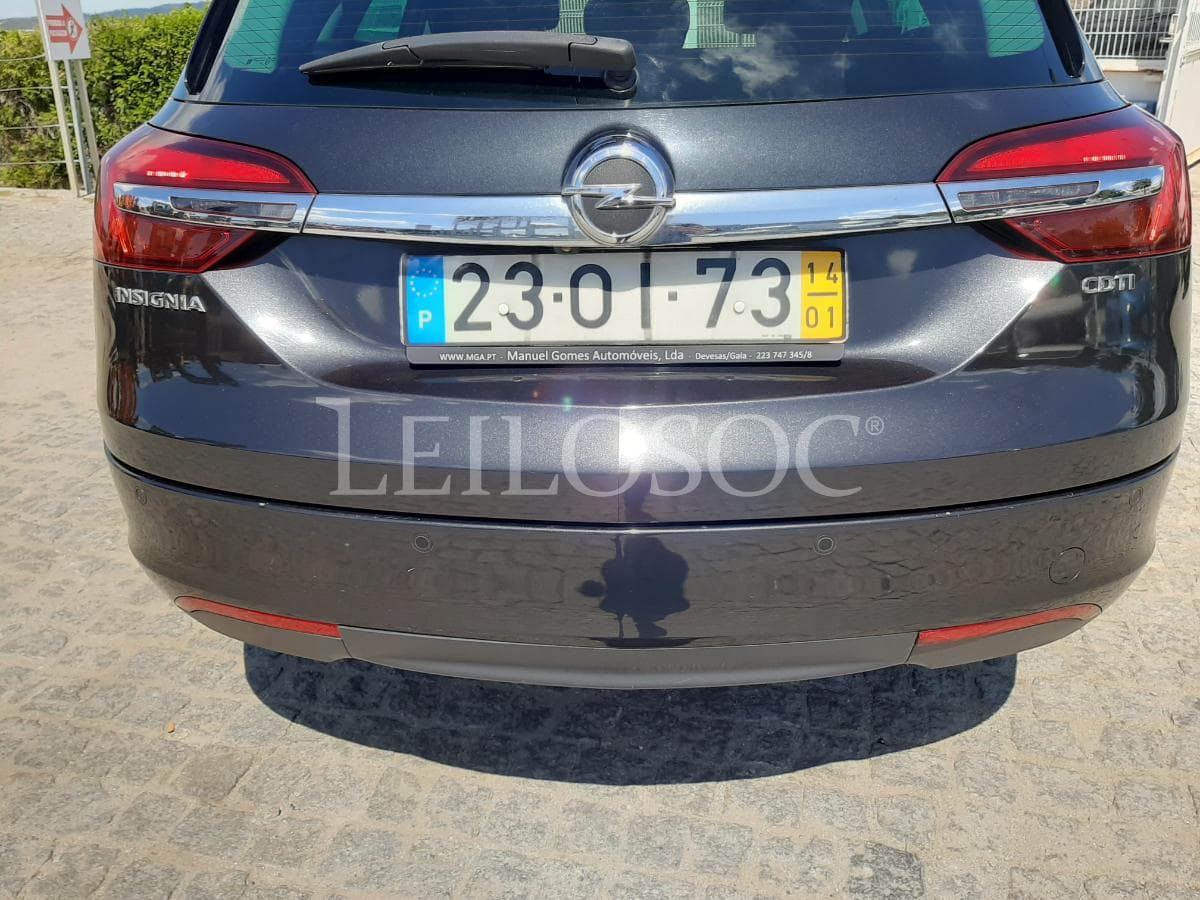 Opel Insígnia Sports Tourer 2.0 CDTI · Ano 2014 — image 22