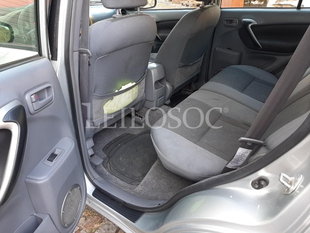 Toyota Rav 4 · Ano 2000 · GPL/Gasolina — image 11