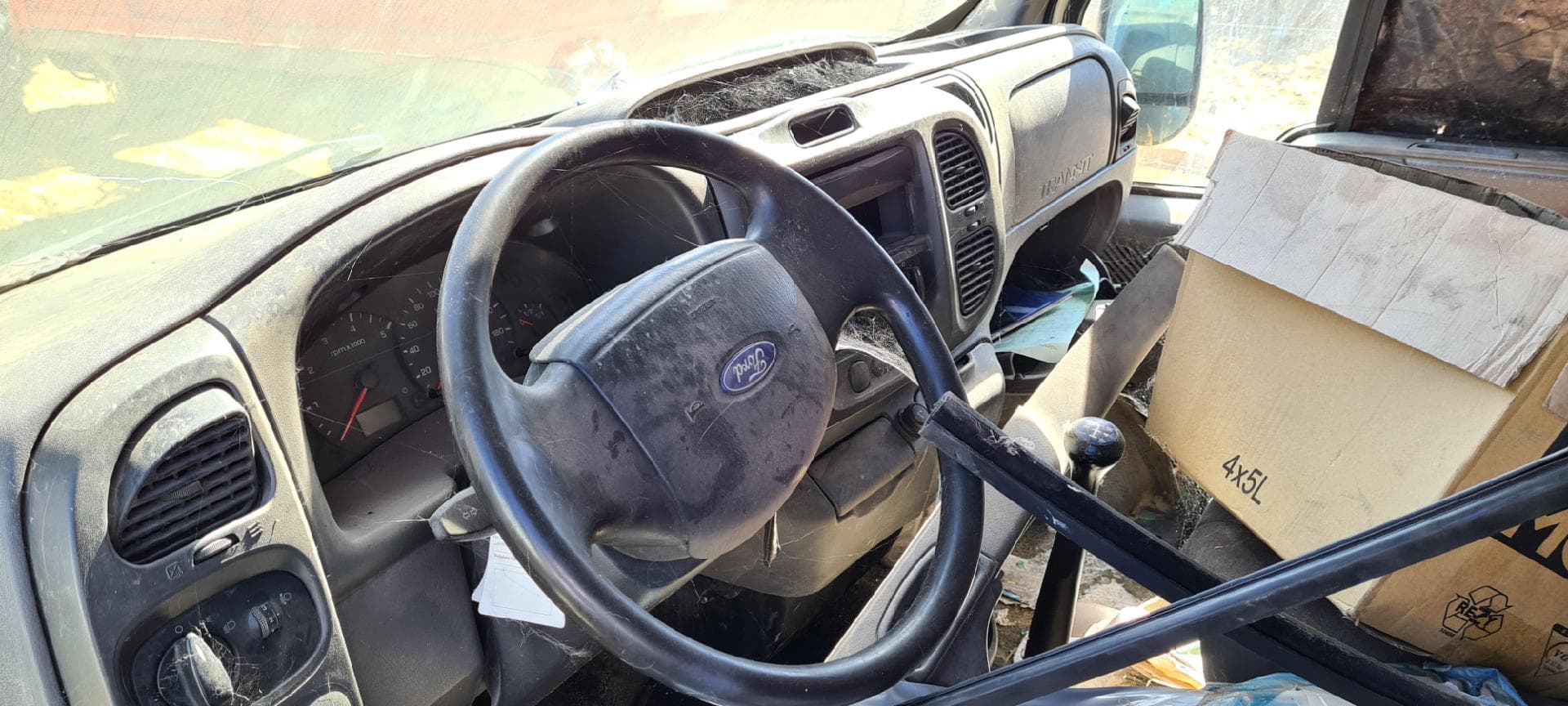 Ford Transit — image 3