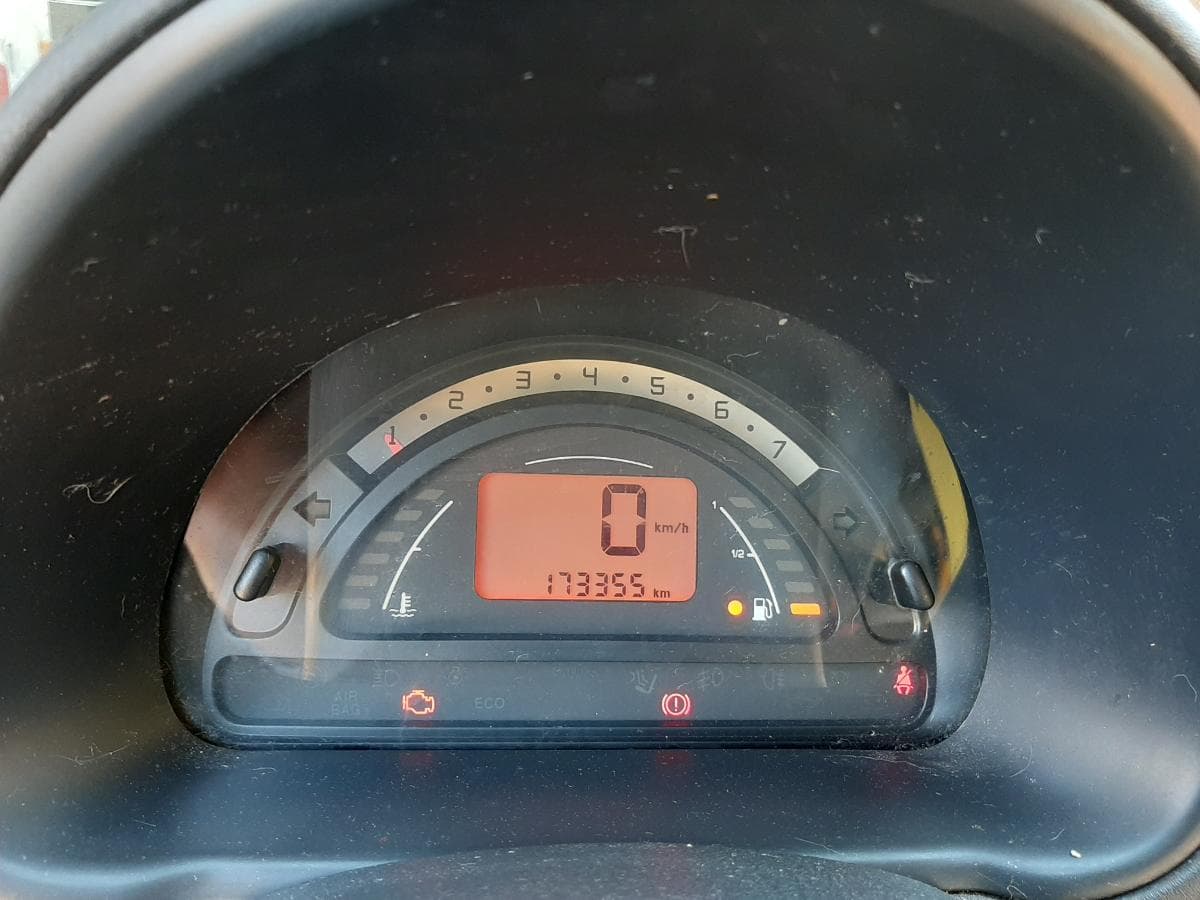 Citroën C3 1.1 i · Ano 2003 — imagen 15
