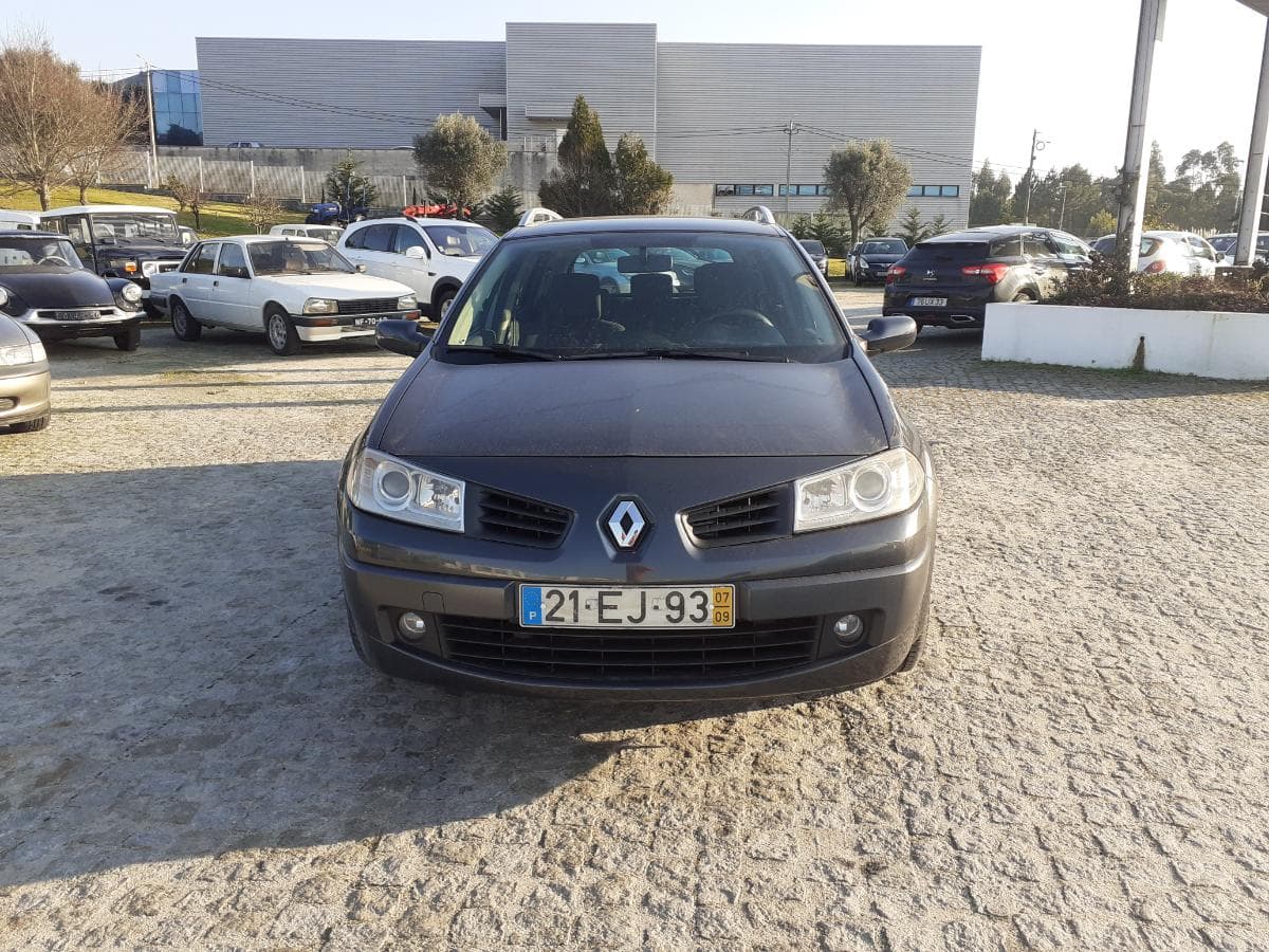 Renault Mégane 1.5 DCI · Année 2007 — image 2