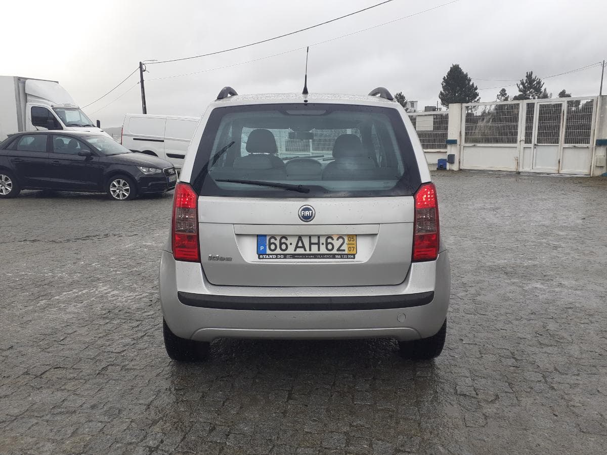 Fiat Idea 1.2 · Ano 2005 — imagen 5