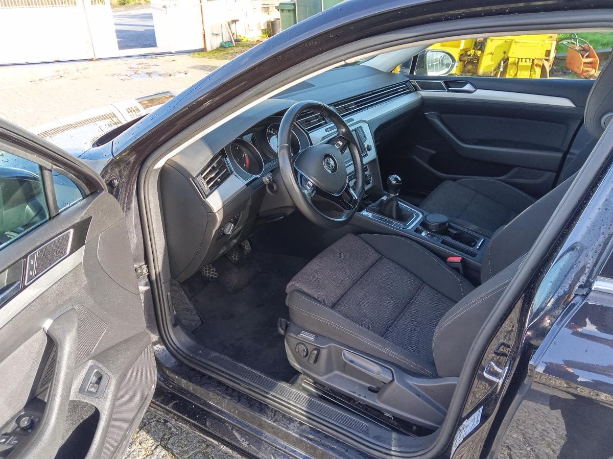 Volkswagen Passat 1.6 TDI · Ano 2015 — imagen 14