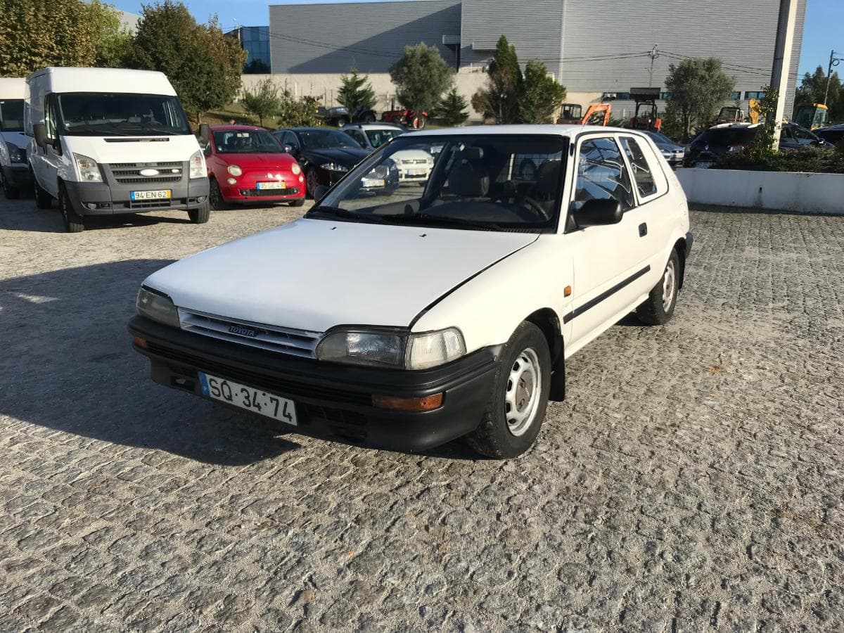 Toyota Corolla Star Van · Ano 1992 — image 5