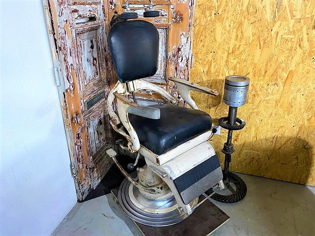 Cadeira de dentista vintage — image 1