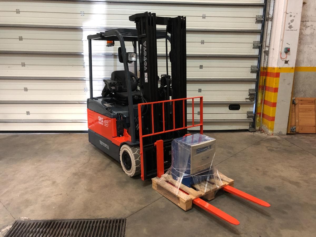 Empilhador Toyota Elétrico 1500KG — imagen 3
