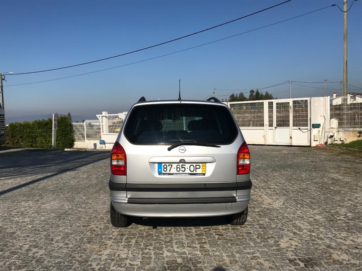Opel Zafira · 7 Lugares · Ano 1999 — image 7