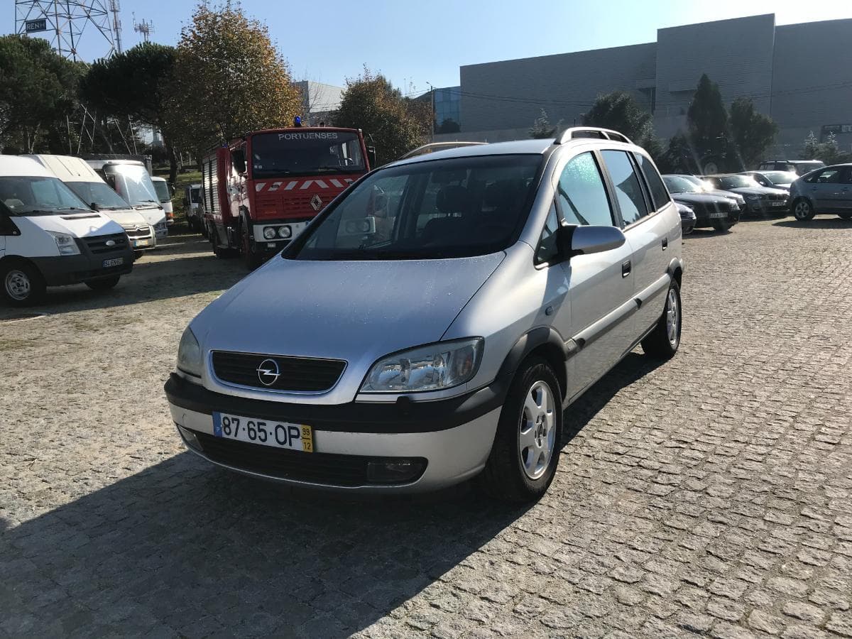 Opel Zafira · 7 Lugares · Ano 1999 — image 5
