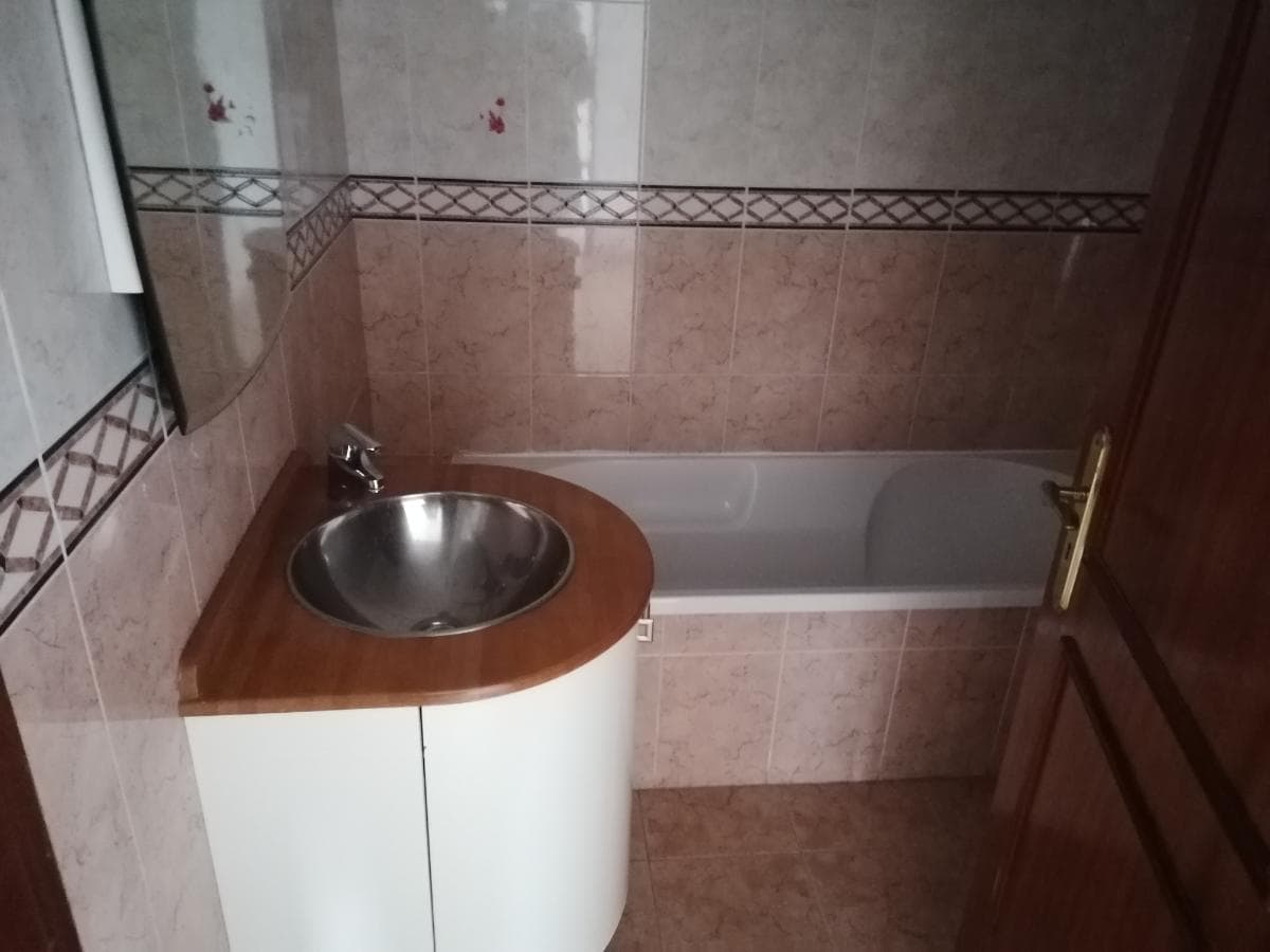 Apartamento T2 c/ 2 Lugares de Garagem · Oeiras — imagem 6