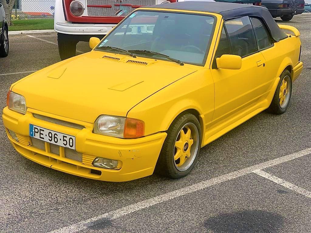 Ford Escort 1.4 GHIA Cabrio - 1988 — imagen 1