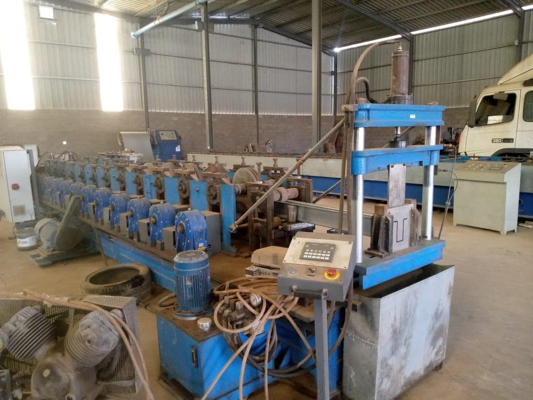 Omega profile gutter machine · — image 3