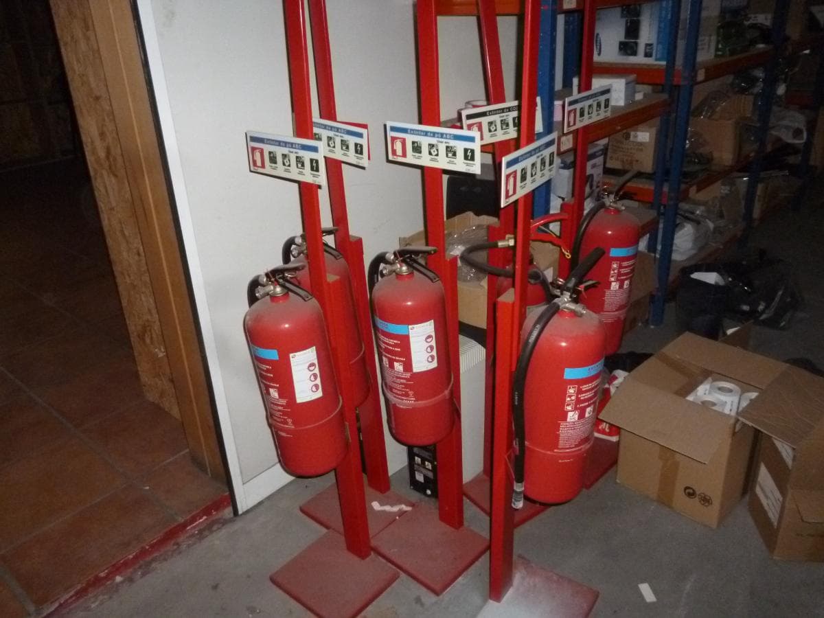 Equipamentos Diversos + Porta paletes — imagen 33