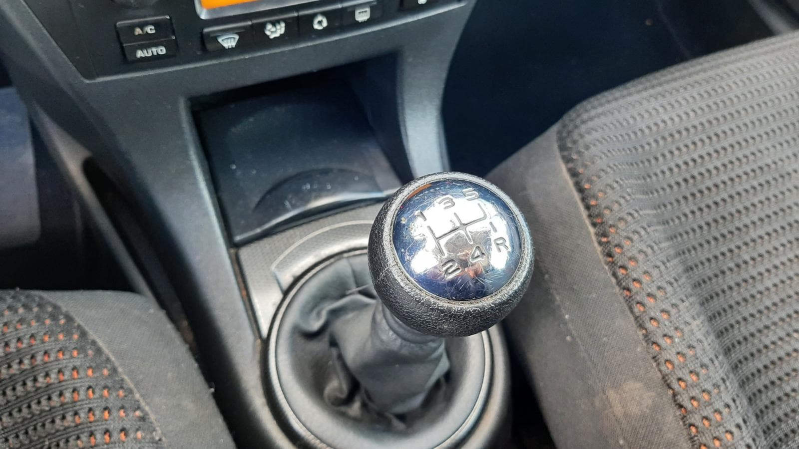 Citroën C4 1.6 HDI · Ano 2005 — imagen 26