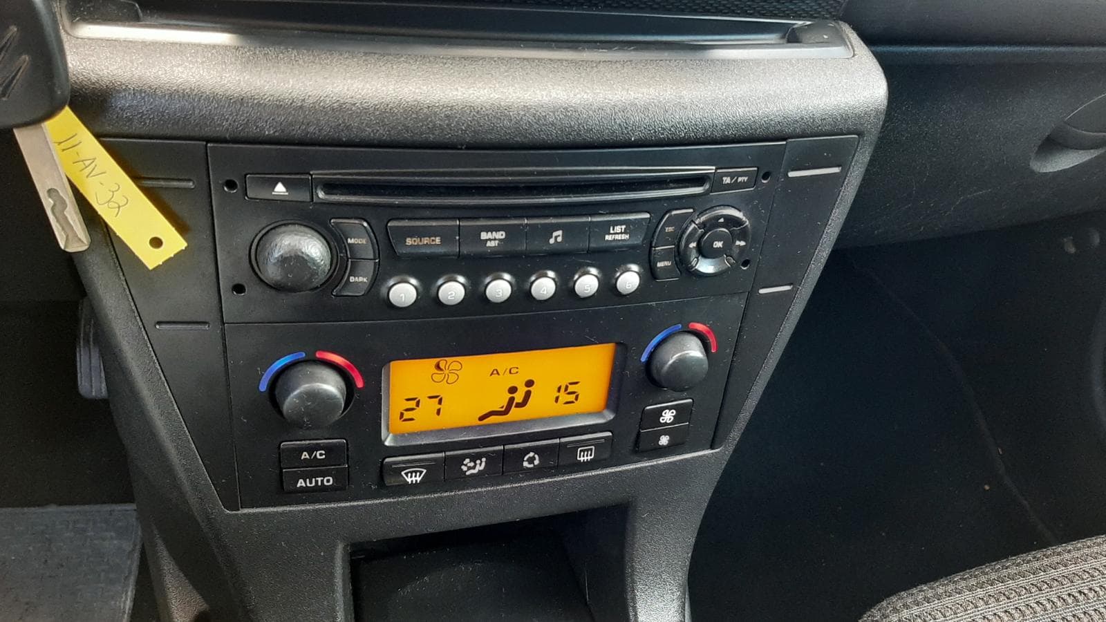 Citroën C4 1.6 HDI · Ano 2005 — imagen 27
