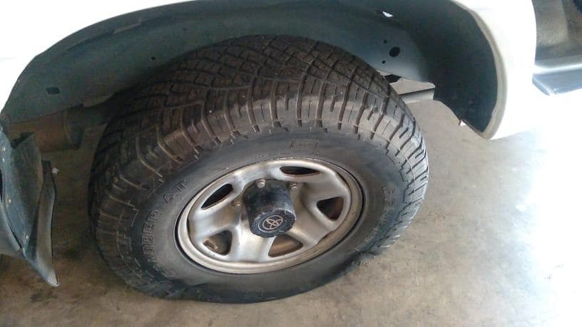 Toyota Land Cruiser · — image 10