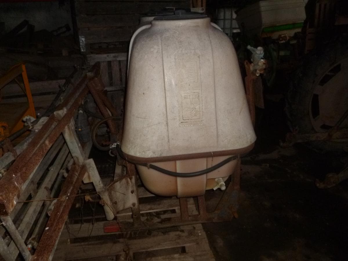 Equipamentos Agrícolas e de Apoio — imagen 12
