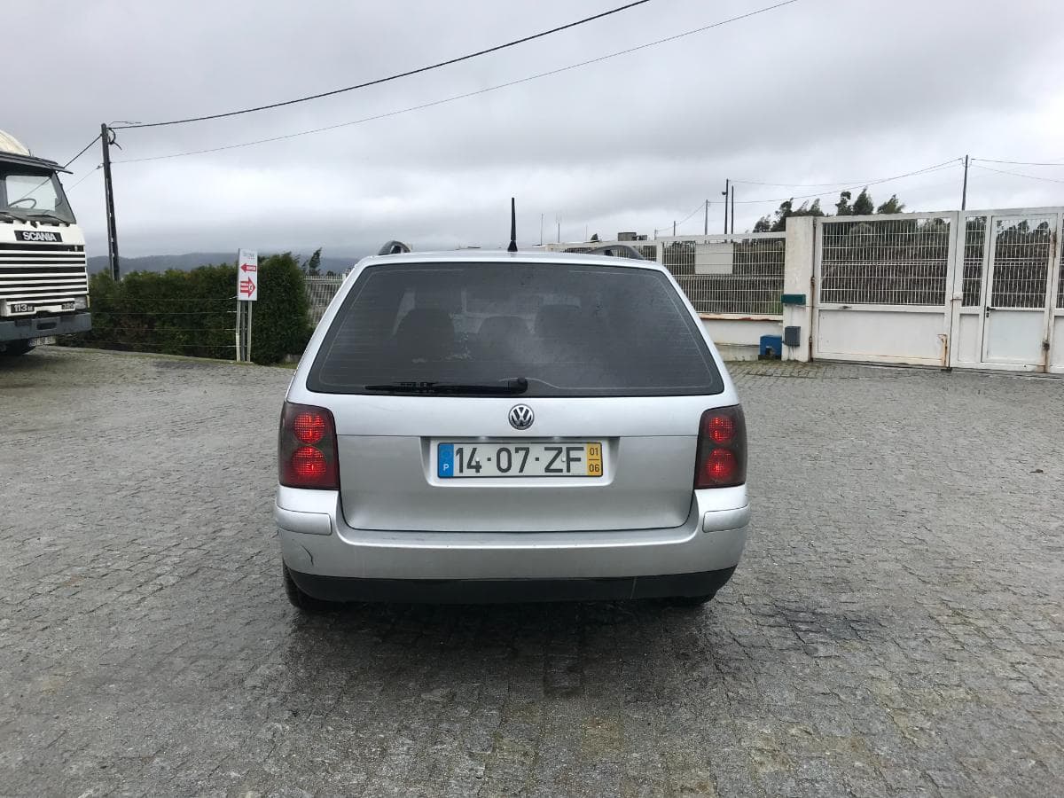 Volkswagen Passat 1.9TDI · Ano 2001 — image 7