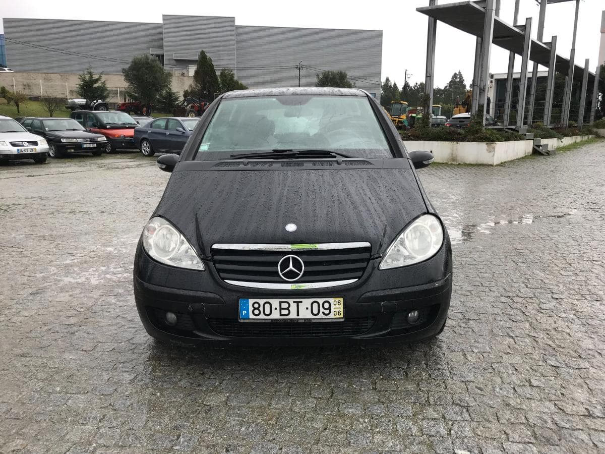 Mercedes A 180 CDI · Ano 2006 — imagen 2