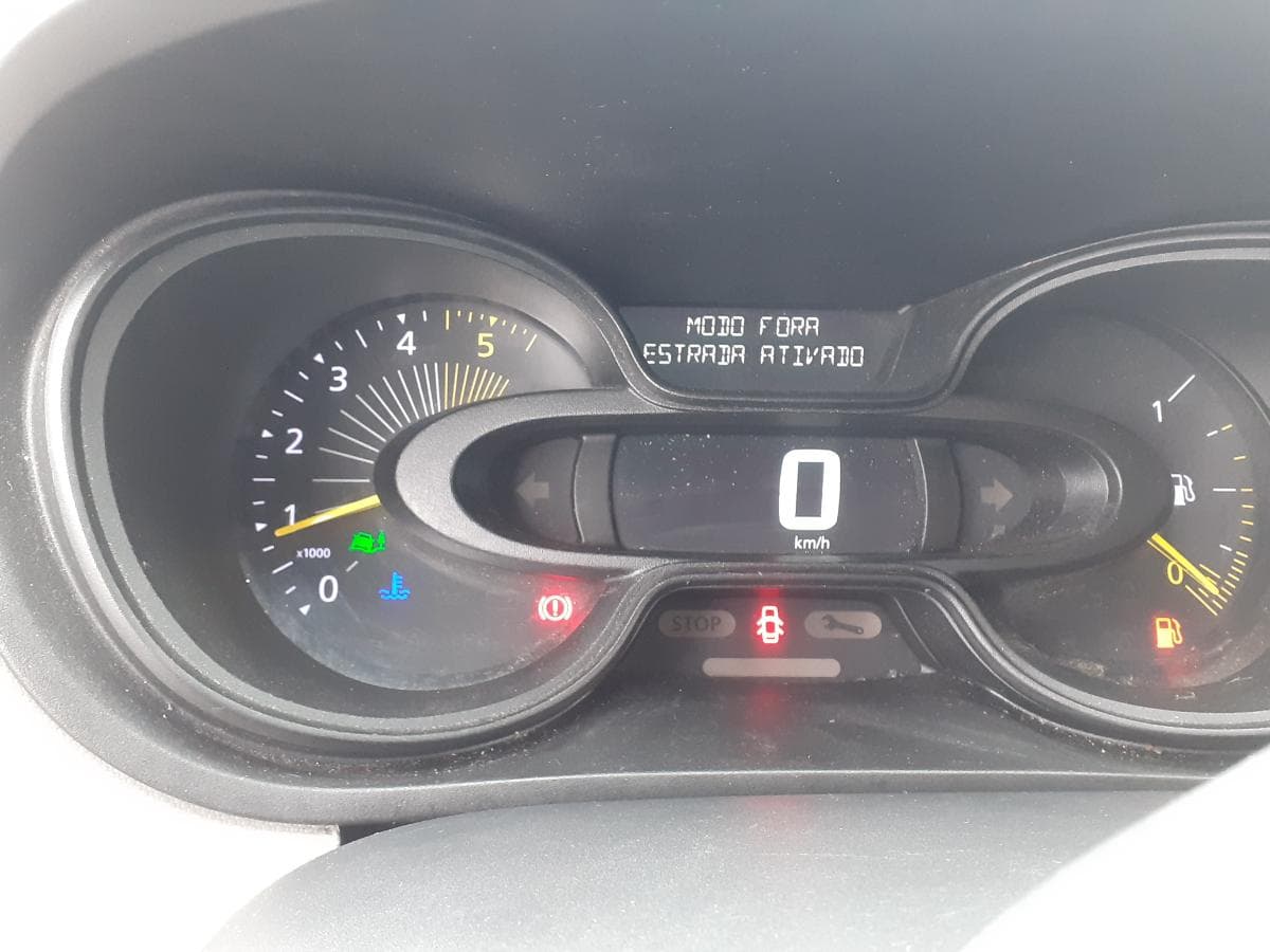 Renault Trafic 1.6 DCI · Ano 2017 — image 16
