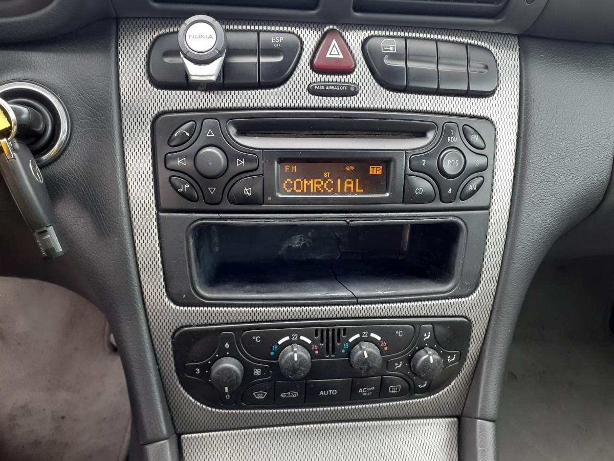 Mercedes-Benz C220CDI · Ano 2004 — imagen 22