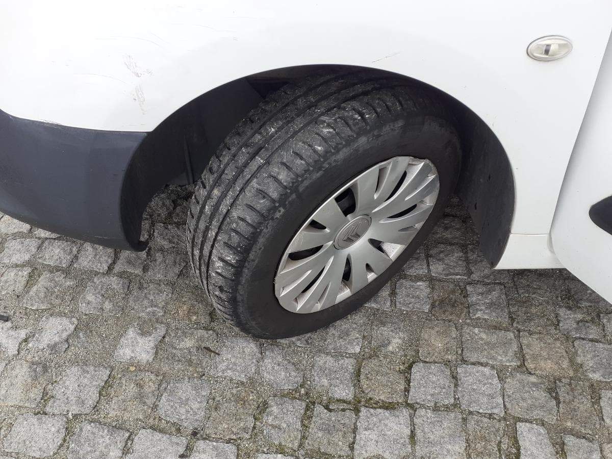 Citroën Berlingo 1.6 BlueHDI · Ano 2012 — imagen 15