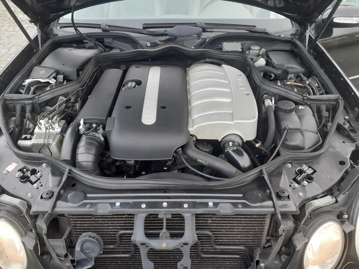 Mercedes E 270 CDI · Ano 2004 — image 10
