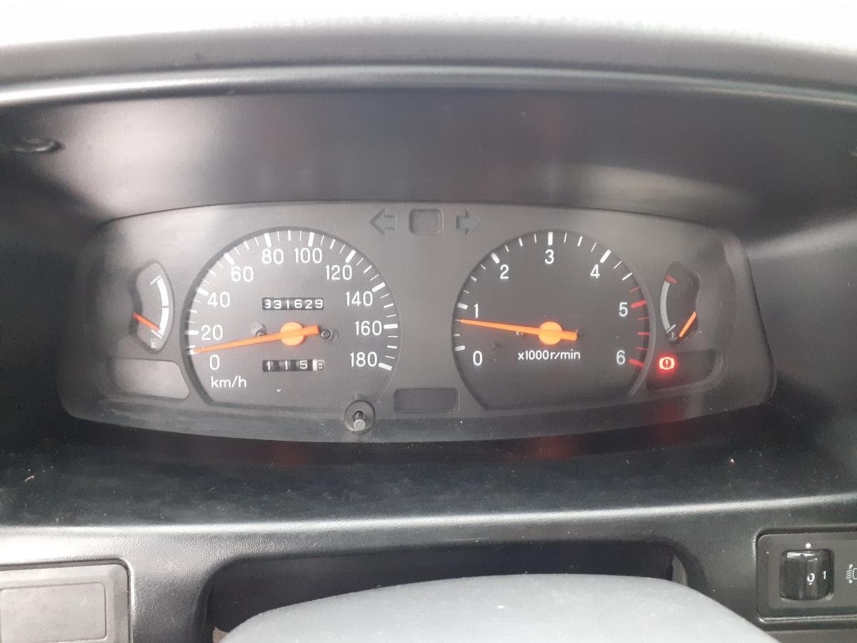 Mitsubishi L200 2.5 TD · 4 Lugares — image 16