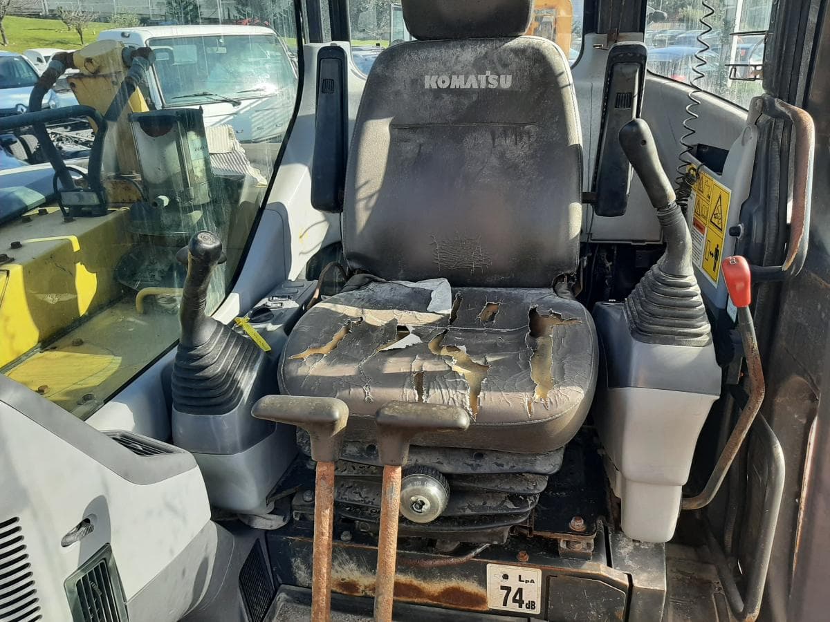 Mini Giratória Komatsu PC78 — image 8