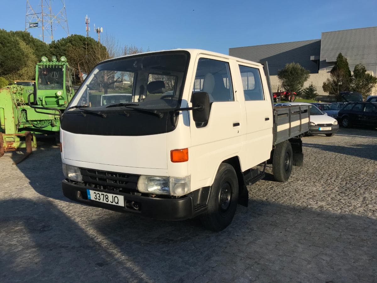 Toyota Dyna 150 2.8 D · Ano 1998 — image 3
