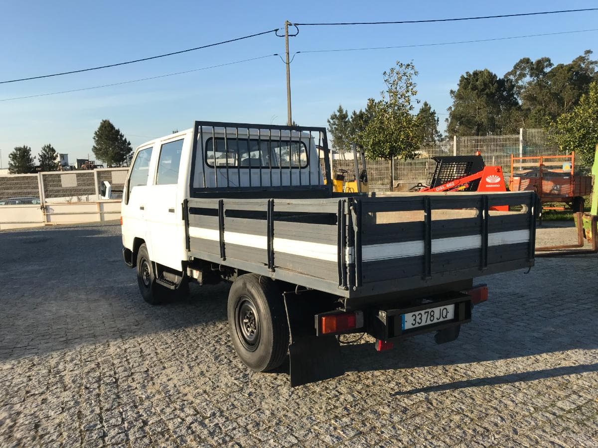 Toyota Dyna 150 2.8 D · Ano 1998 — image 4