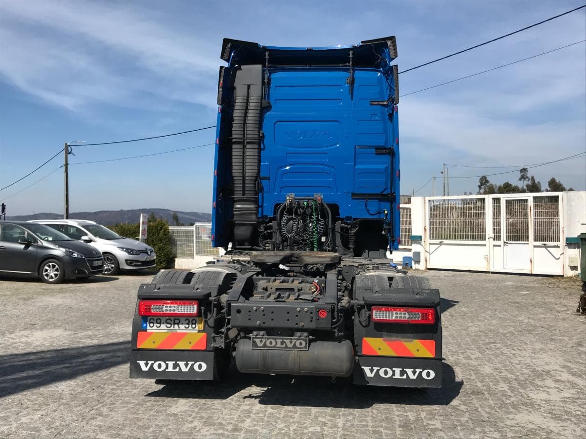 Volvo FH 460 · Ano 2017 — imagem 5