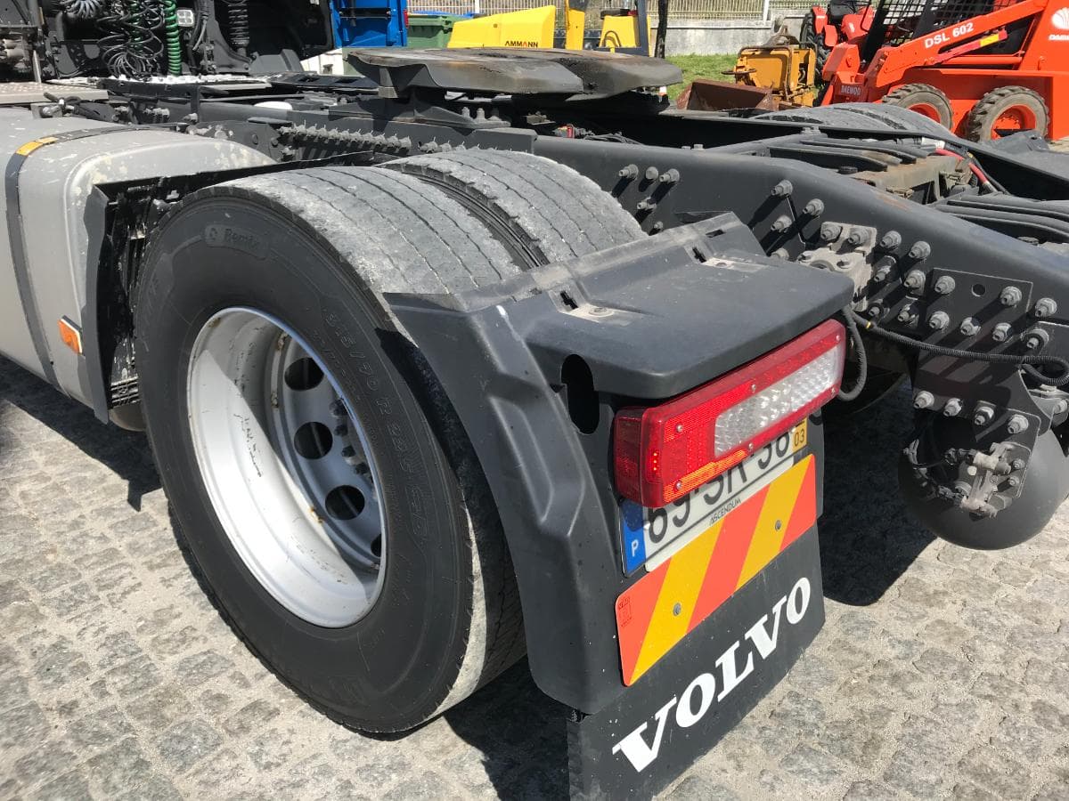 Volvo FH 460 · Ano 2017 — imagem 9