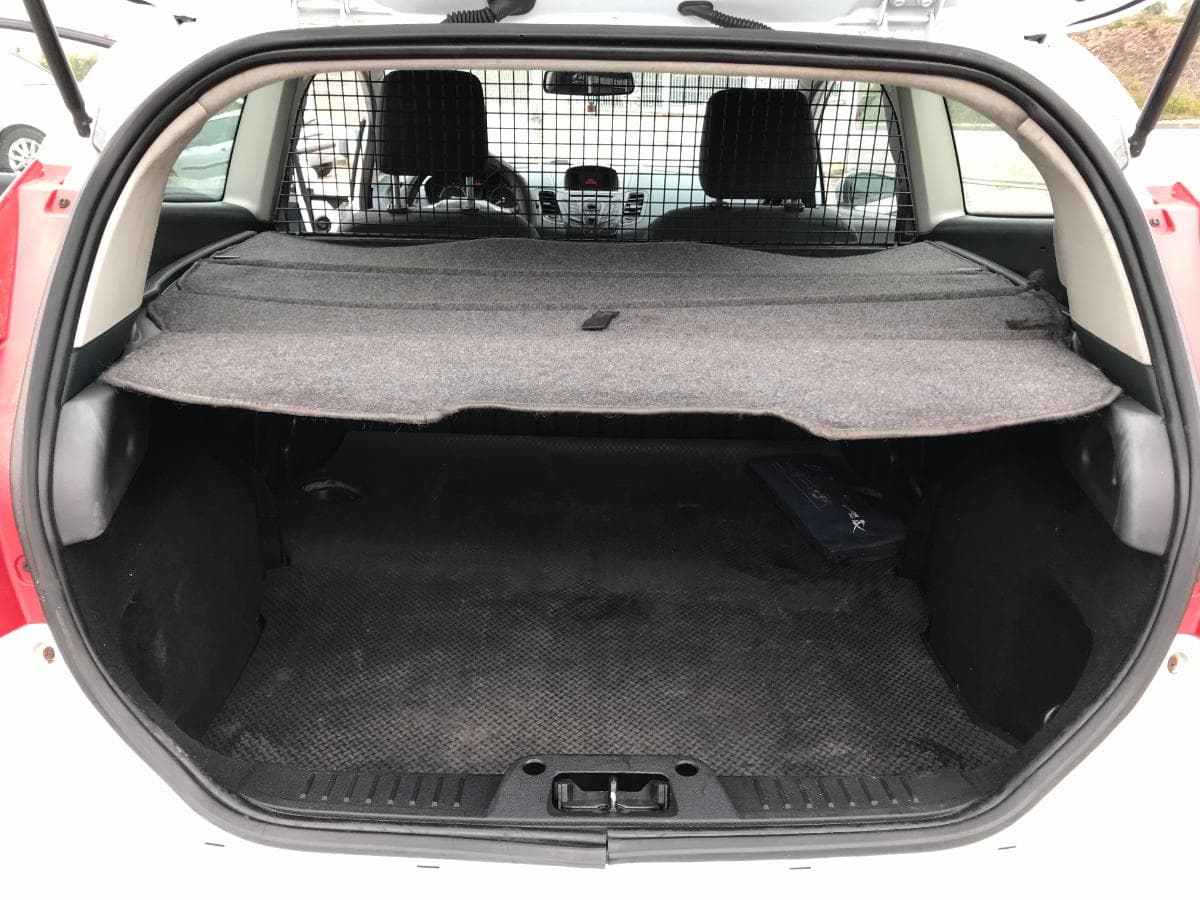 Ford Fiesta 1.4 TDCI · Ano 2009 — imagem 11