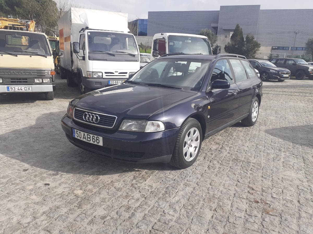 Audi A4 1.9 TDI · Ano 1997 — image 3
